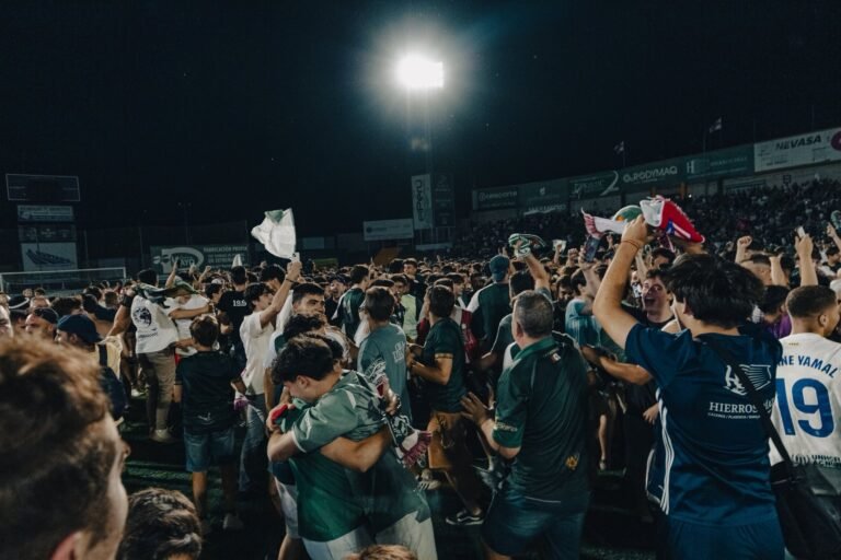Cacereño-Estepona: el ascenso